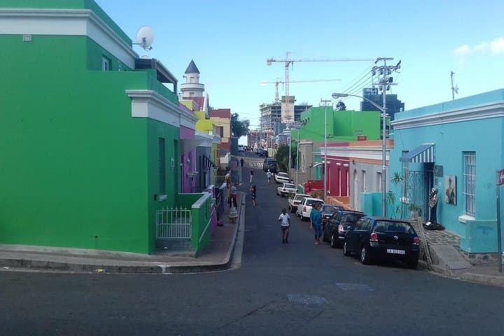 Bo-Kaap Walking Tour with a Local: Culture, Spices and Colour in Cape Town photo 2