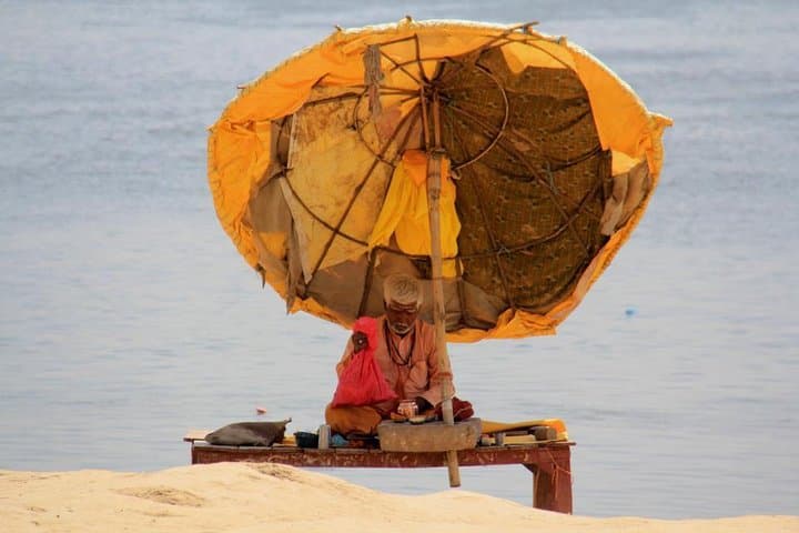 Varanasi & Taj Mahal: 7-Day Cultural Tour with Ganges Sunrise Boat Ride photo 2