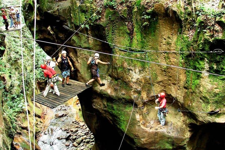 Costa Rica Adventure Package: 8-Day Beach & Rainforest Highlights photo 2