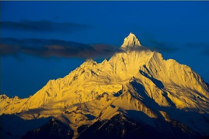 Sunrise at Meili Snow Mountain: 2-Day Kawa Karpo Pilgrimage from Shangri-La