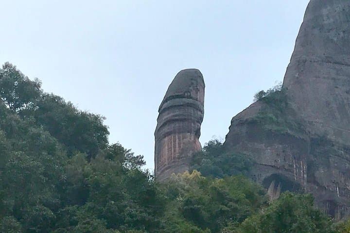2-Day Danxia Mountain & Nanhua Temple Private Tour from Shenzhen by Bullet Train photo 2