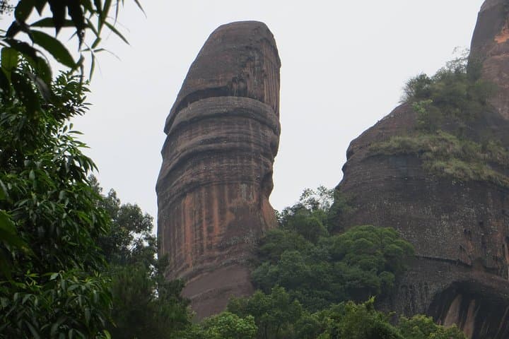 Danxia Mountain & Nanhua Monastery: 2-Day Bullet-Train Tour from Guangzhou photo 2