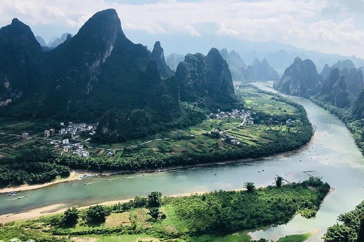 2-Day Yangshuo Escape: Bullet Train, Li River Boat & Countryside Bike