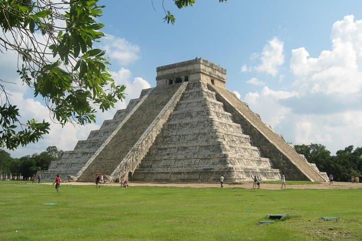 13-Day Southeast Mexico Adventure: Puebla, Oaxaca, Chiapas, Merida & Cancun
