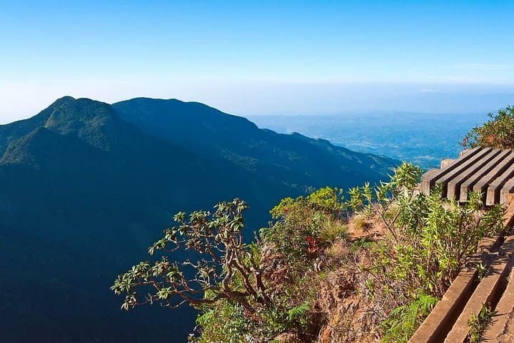 Kandy, Nuwara Eliya & Horton Plains: 2-Day Highlands Tour from Negombo photo 2