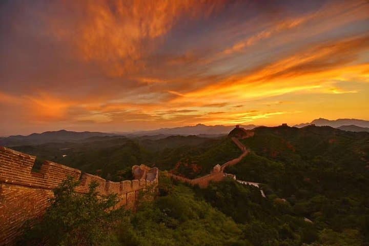 2-Day Jiankou to Jinshanling Great Wall Challenge — Private Hike & Sunrise photo 3