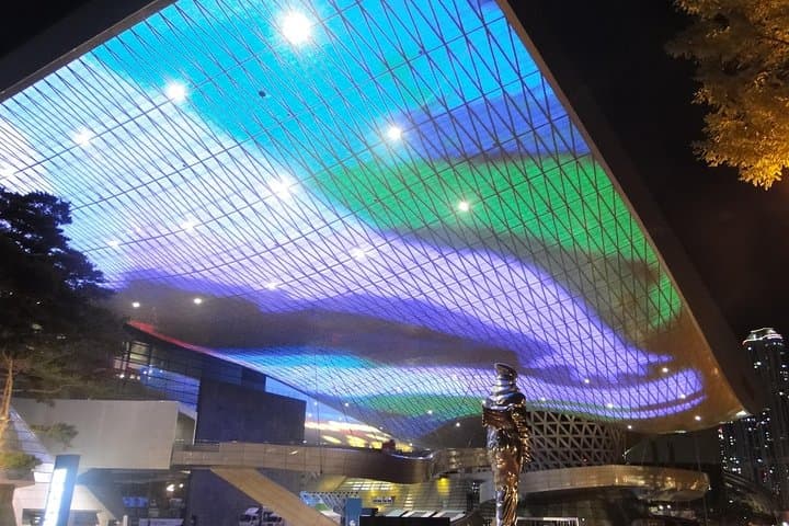 Busan by Night: Gwangan Bridge & Busan Cinema Center Evening Coach Tour photo 3