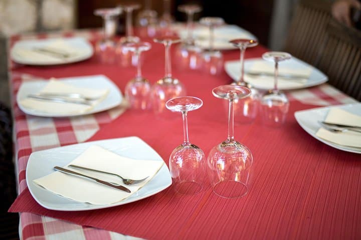 Taste Vis: Island Wine Tasting & Winery Tours on Historic Issa photo 2