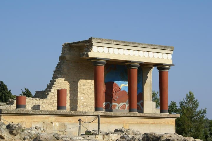 Knossos Palace and Cretan Mountain Pottery Tour — From Agios Nikolaos