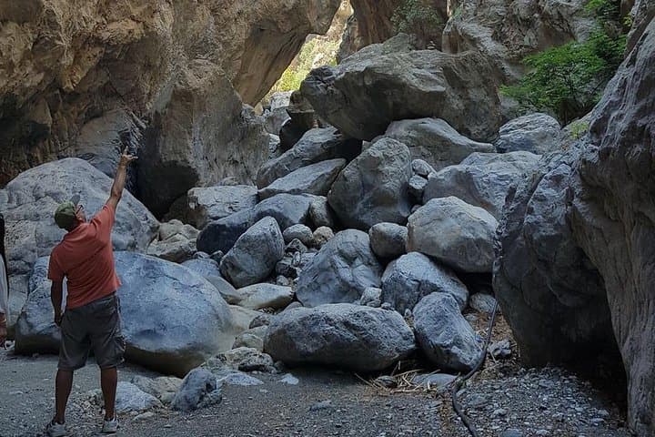 High Mountains 4x4 Adventure: Sarakina Gorge, Kritsa & Olive Oil Tasting (Crete) photo 3
