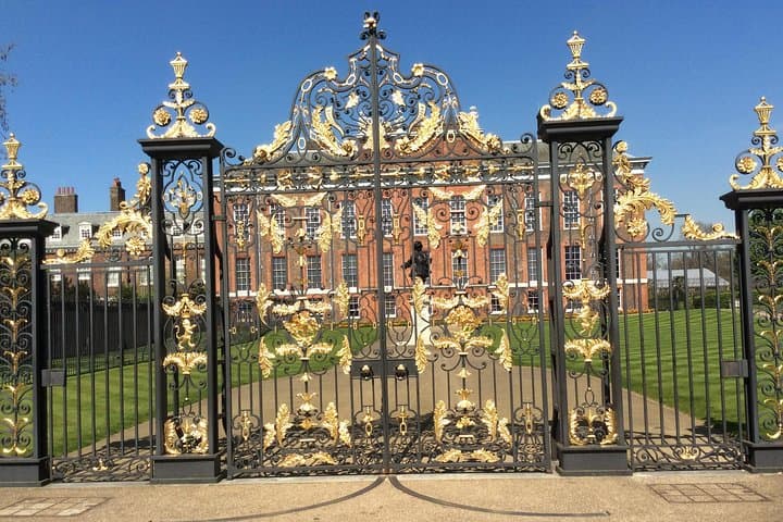 Royal London Walking Tour — Palaces, Parks & Private Guide photo 3