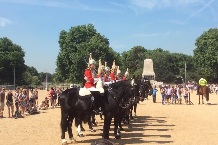 Royal London Walking Tour — Palaces, Parks & Private Guide photo 4