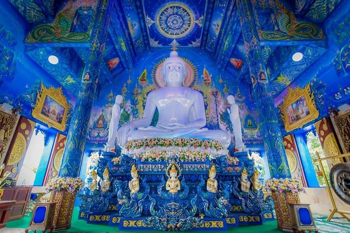 Chiang Rai White, Black & Blue Temple Day Tour — 5-Hour Cultural Circuit photo 3