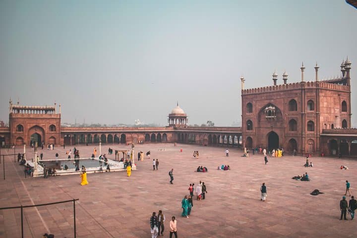 Two-Day Private Old and New Delhi Highlights Tour — Rickshaws, Monuments & Temples