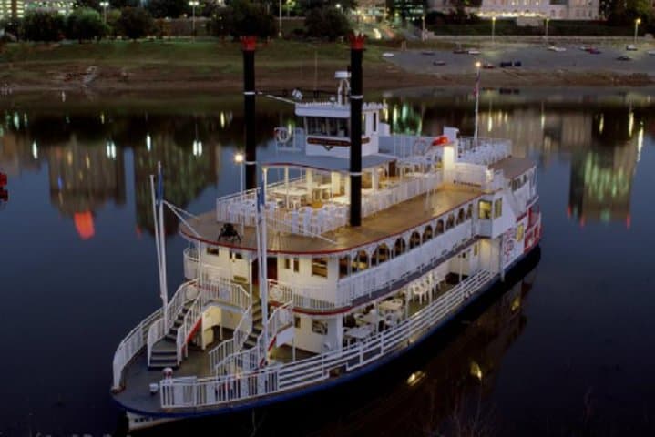 Memphis City Tour + Mississippi River Paddlewheel Cruise: From Beale Street to the River photo 2
