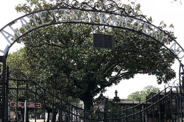 Private New Orleans 3-Hour City Tour — French Quarter, Garden District & City Park photo 5