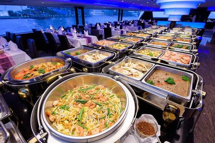 Bangkok Night Dinner Cruise on the Chao Phraya River photo 4