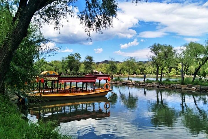 Two-Day Private Chengde Trip from Beijing: Gubeikou Great Wall, Mountain Resort & Puning Temple photo 4
