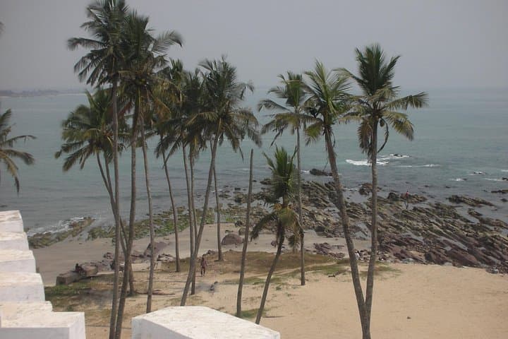Elmina & Cape Coast Castles Day Trip from Accra — Touring Ghana’s Coastal Slave Forts photo 5