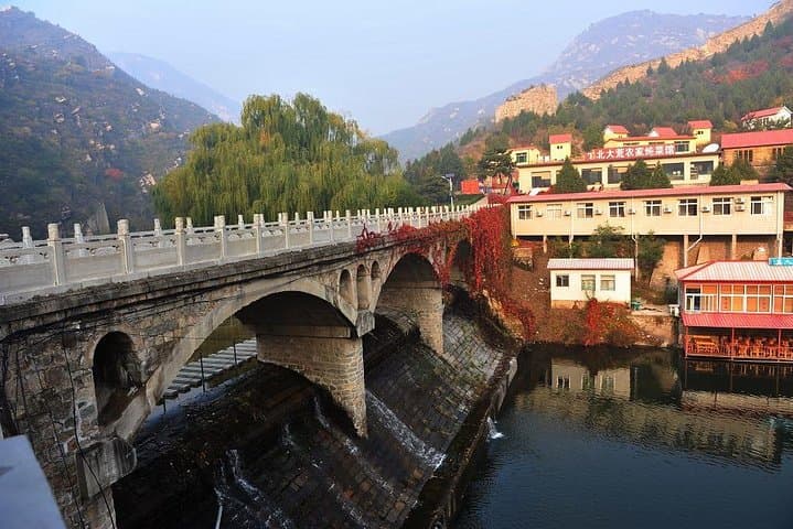 Day Trip from Beijing: Longqing Gorge and Guyaju Caves Private Excursion photo 6