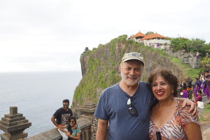 Sunset at Uluwatu: Padang-Padang, Temple & Jimbaran Half-Day Private Tour photo 2