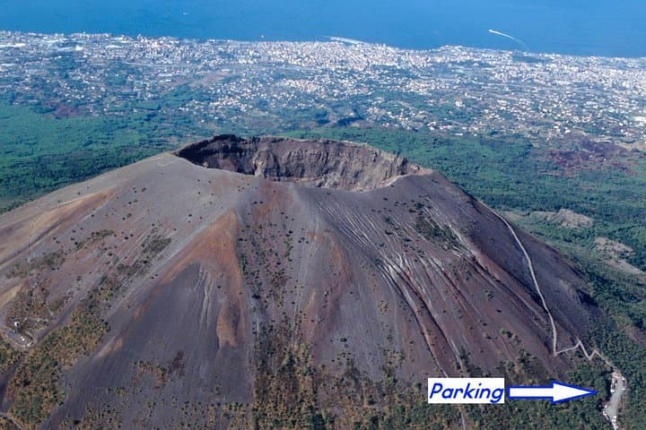 Naples to Sorrento Transfer with Pompeii & Mount Vesuvius: Full-Day Stopover photo 3