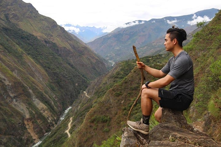 4-Day Inca Jungle Trek to Machu Picchu: Biking, Rafting & High-Forest Hike photo 3