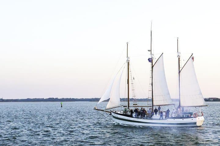 Schooner Dolphin Cruise in Charleston Harbor: Afternoon Sailing on the Pride