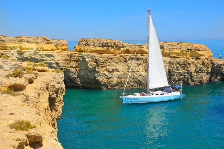 3-Hour Yacht Cruise to Benagil Caves from Albufeira
