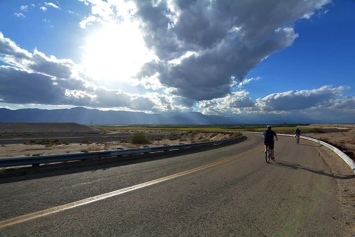 Earthquake Canyon Downhill Bike Ride — San Andreas Fault Scenic Descent from Palm Desert photo 4