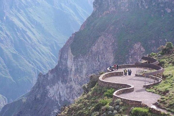 Colca Canyon Full-Day from Arequipa: Condor Viewpoints, Hot Springs & Colonial Towns photo 5