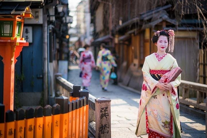 Kyoto 4-Hour Private Walking Tour: Kiyomizu, Gion & Hidden Shrines