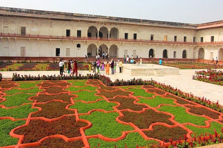 Sunrise at the Taj: Overnight Agra Trip with Cultural Show & Fatehpur Sikri photo 6