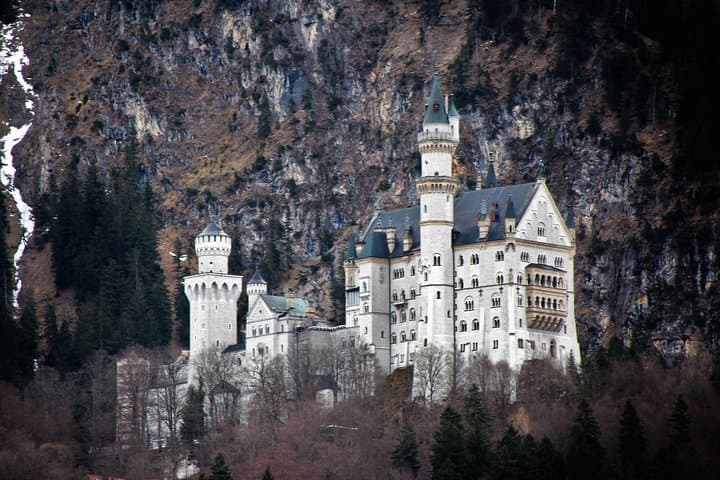 Private Neuschwanstein & Linderhof Day Trip from Munich — Castles, Bavarian Villages, and Alpine Views photo 5