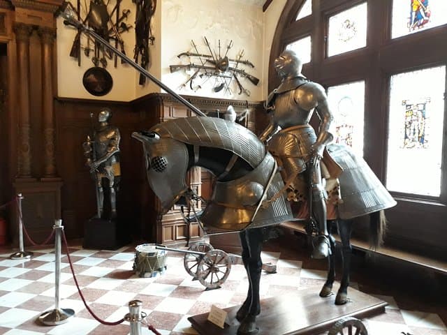 Peles Palace and Bran Castle Day Tour from Bucharest: Sinaia, Bran & Brasov photo 3