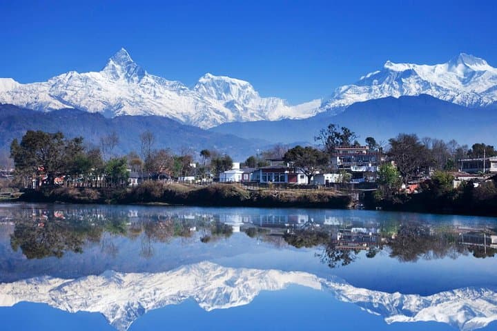 Poon Hill Trek: Sunrise Views Over the Annapurna Range from Pokhara photo 2