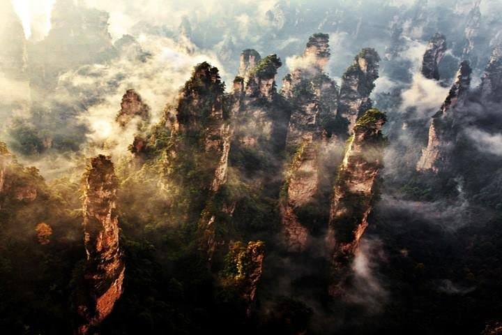 Zhangjiajie Avatar Adventure: 5-Day Wulingyuan & Tianmen Hiking Tour