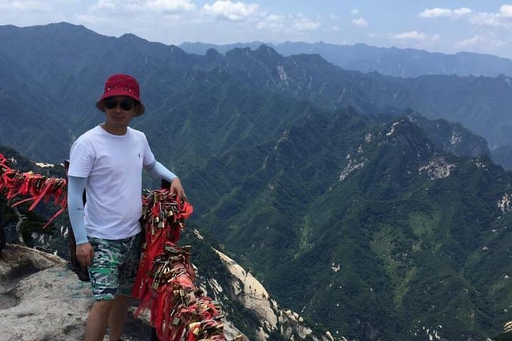 Xi'an 2-Day Private Tour: Terracotta Warriors & Mt. Huashan Cable Car