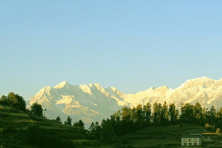 Pike Peak Short Trek from Kathmandu: Panoramic Himalayan Views and Sherpa Villages photo 2