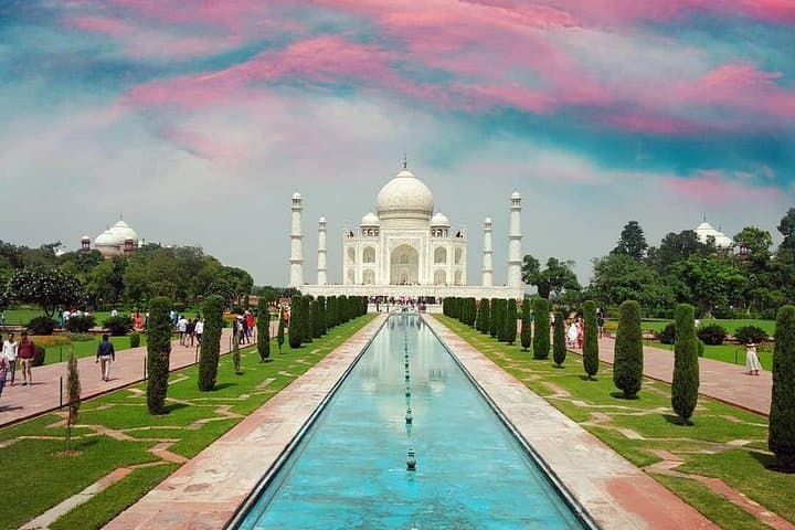 Taj Mahal Overnight from Delhi: Sunrise & Sunset Agra Tour