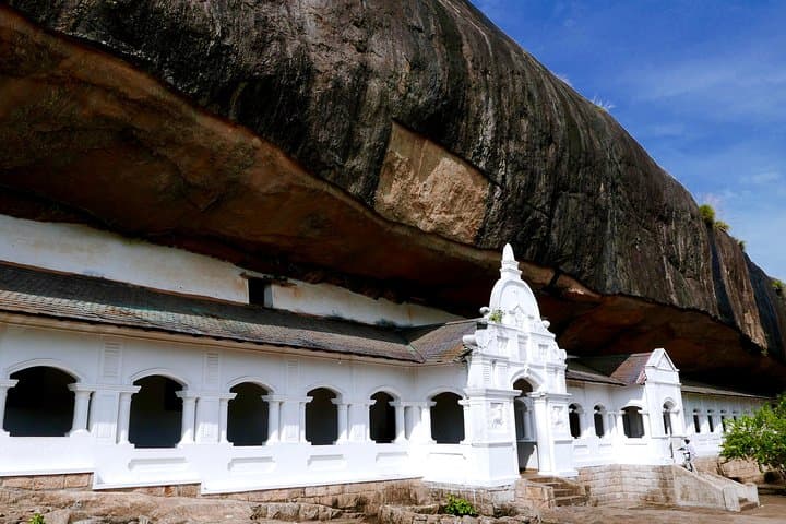 9-Day Adventure & Wildlife Tour in Sri Lanka: Wilpattu, Sigiriya, Minneriya and Pasikuda photo 3