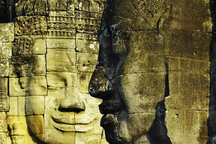 Two-Day Angkor Small Circuit & Beng Mealea: Temples, Tonle Sap & Bakheng Sunset