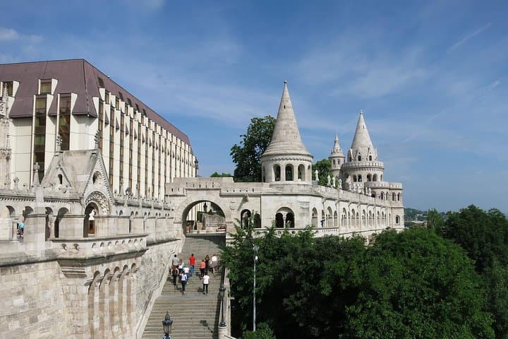 Private Full-Day Budapest City Tour: Castle District, Parliament & Thermal Baths photo 2