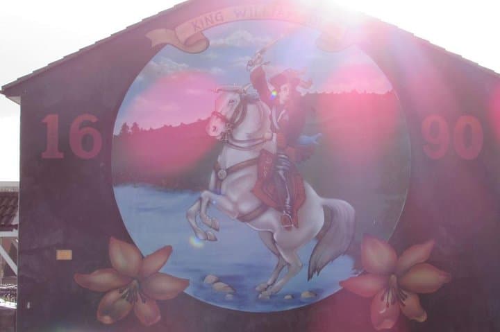 Belfast Murals Taxi Tour: Peace Wall, Falls & Shankill Roads in 90 Minutes photo 4