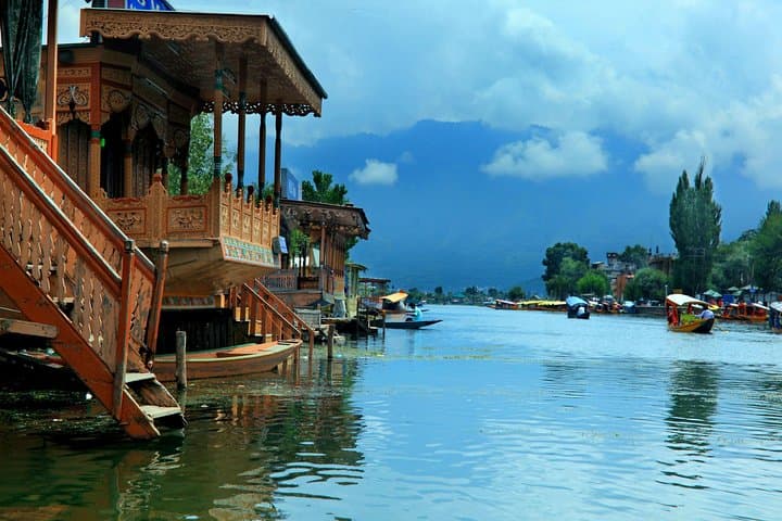 Kashmir in Six Days: Srinagar to Gulmarg, Sonmarg & Pahalgam Luxury Loop photo 2