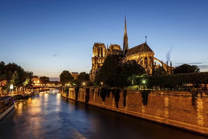 Seine Gourmet Dinner Cruise: 3-Course Paris River Experience photo 5