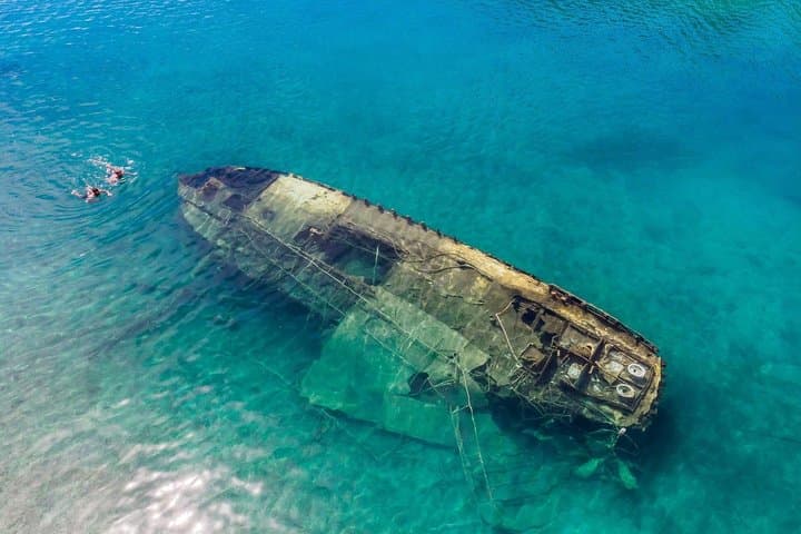 Blue Cave, Blue Lagoon & Shipwreck: Private Boat Tour from Split photo 5