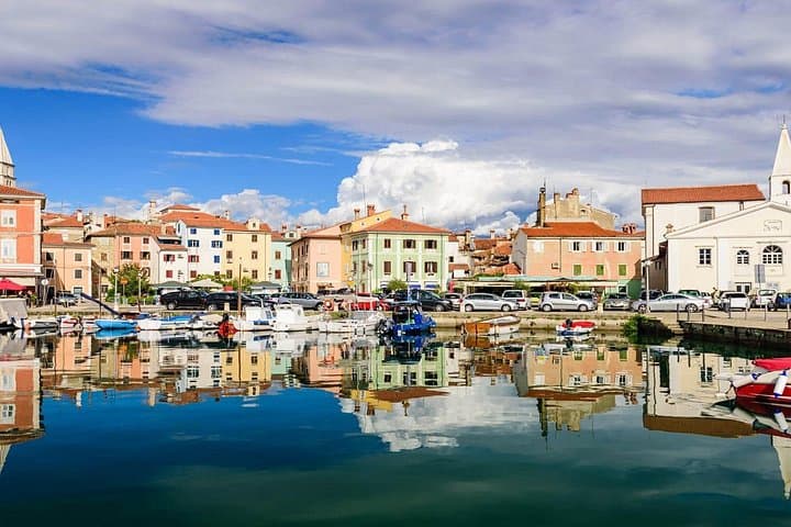 Izola & Marezige Wine Hills: Private Coastal Wine Tour from Koper