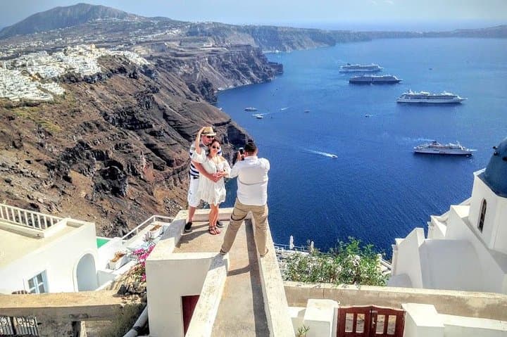 Santorini Private Akrotiri and Three-Winery Wine Tasting Tour photo 6