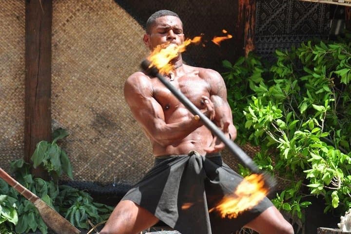 Robinson Crusoe Island Full-Day Fiji Cruise: Lovo Lunch, Snorkel & Cultural Show photo 3